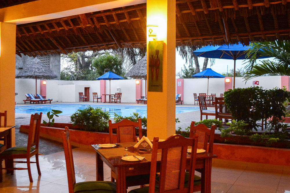 Prideinn Hotel Diani Diani Beach Eksteriør billede