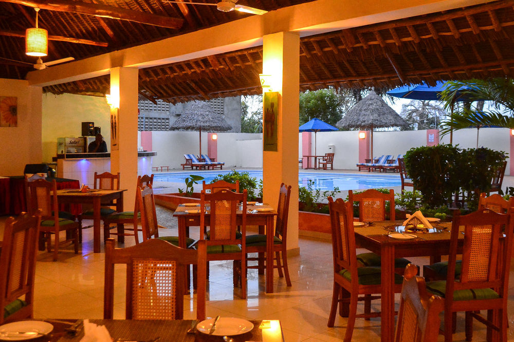Prideinn Hotel Diani Diani Beach Eksteriør billede