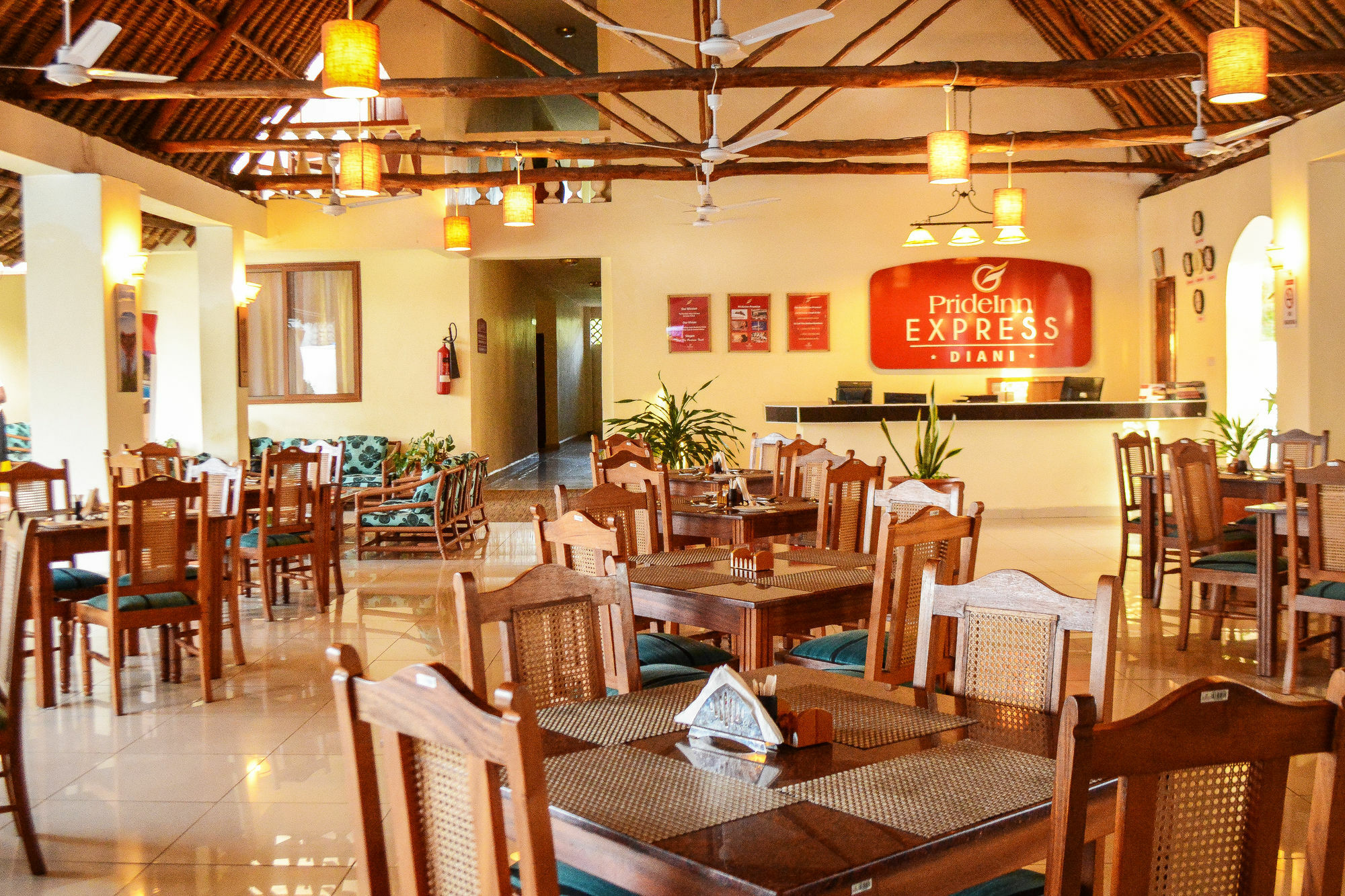 Prideinn Hotel Diani Diani Beach Eksteriør billede